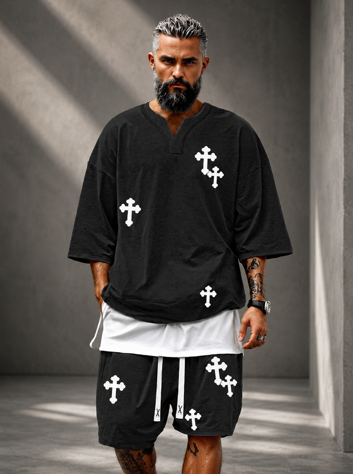 LEO · CONJUNTO STREETWEAR CON ESTAMPADO DE CRUCES